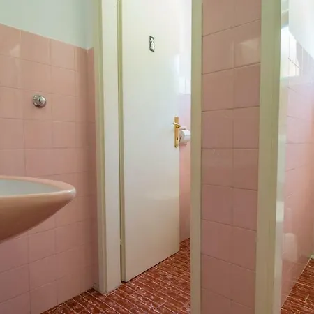 Ivanka 1 Apartamento *