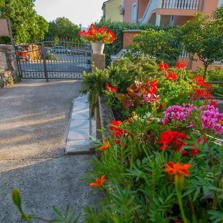 Apartamento Ivanka 1 *