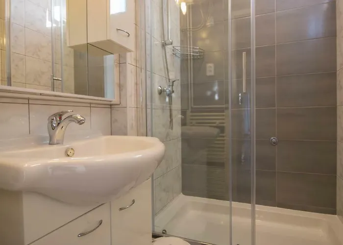 아파트 Ivanka 1 셀스